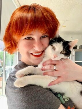 Meet your Posher, Gina